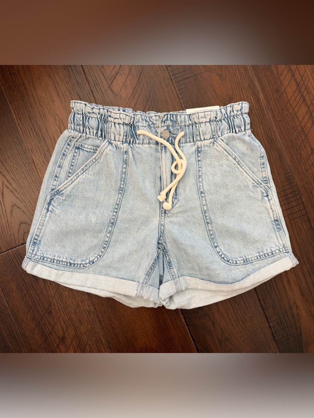 Soft high rise 5” drawstring short